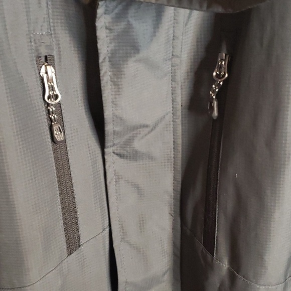 SwissTech Coat - Picture 3 of 8